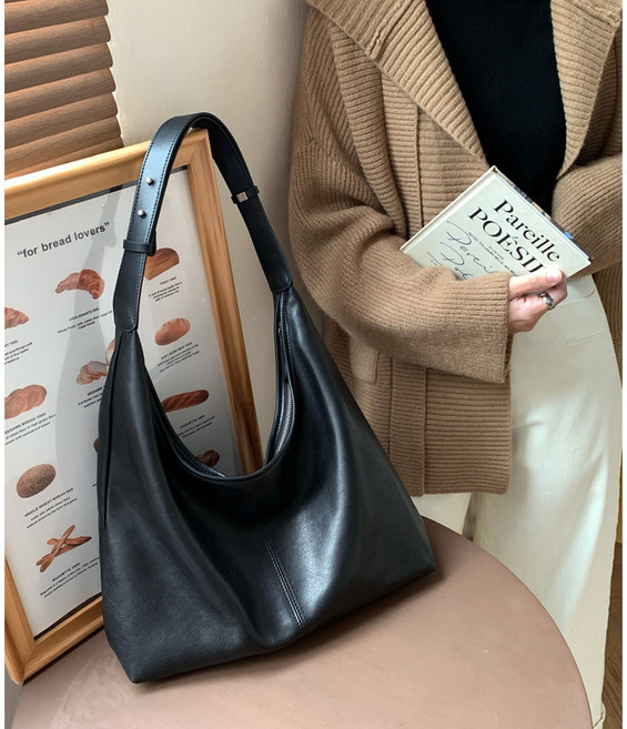 D.I.O 25년 부드러운 양가죽 숄더백 연예인 토트백