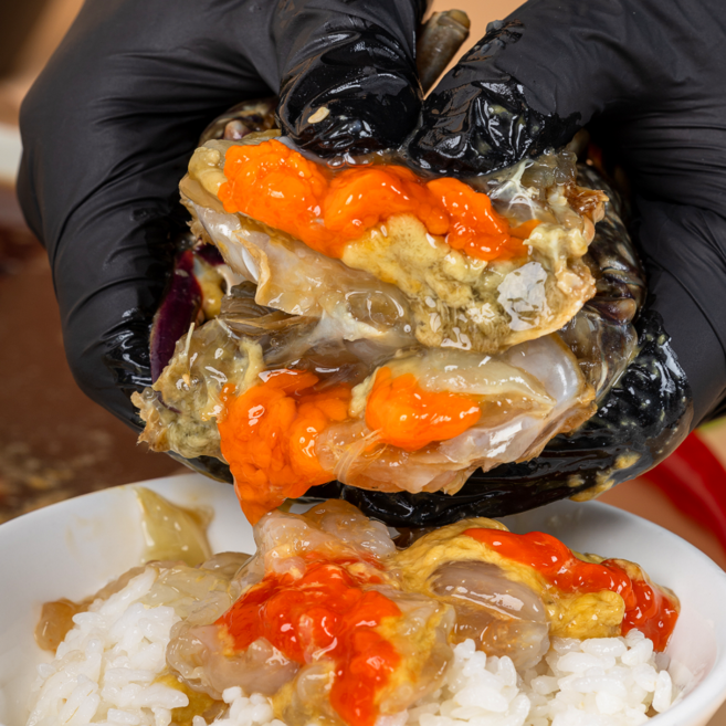 살롱드파파 연평도 알배기 암꽃게 국내산 프리미엄 간장게장 2kg, 국내산 알배기 간장게장 2kg /프리미엄 연평도 암꽃게, 1개