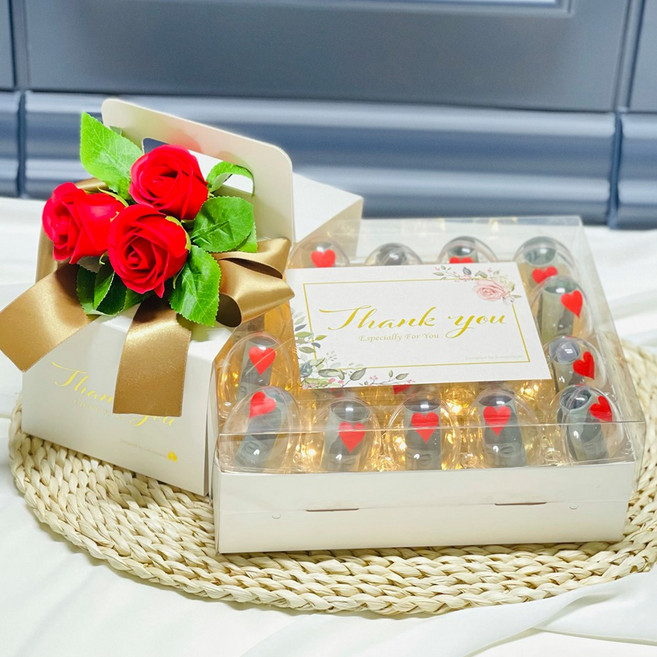 러블리팜 에그머니 핸드슬리브 박스 플라워 ver. 20구+LED 조명