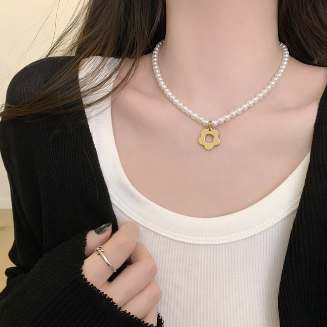 아이루리 메탈 플라워 데이지 진주 목걸이 써지컬스틸 클래식 데일리 예쁜 꽃 펜던트 네크리스