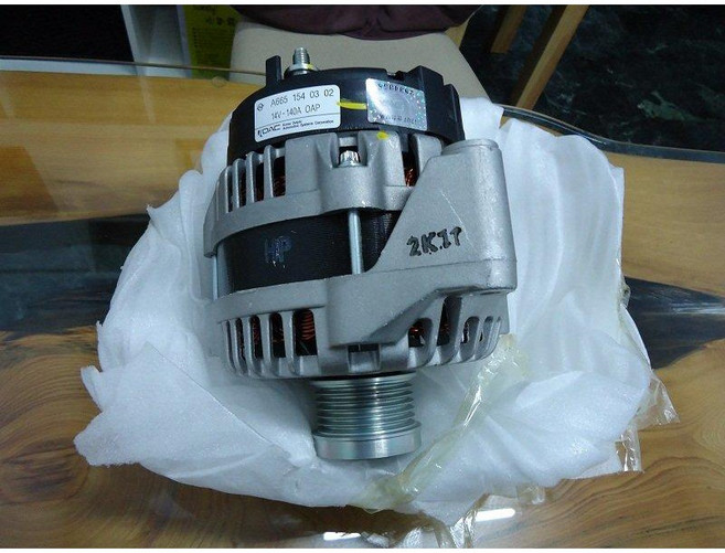 雙龍 SsangYong REXTON/ RODIUS/KYRON 柴油發電機 14V 140A, 1個
