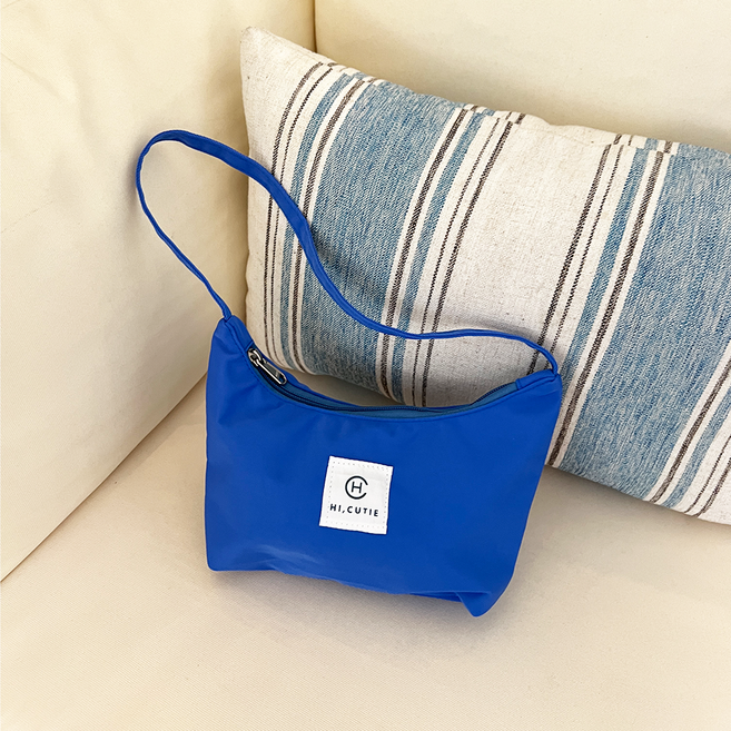 하이큐티 나일론 초경량 미니 호보백