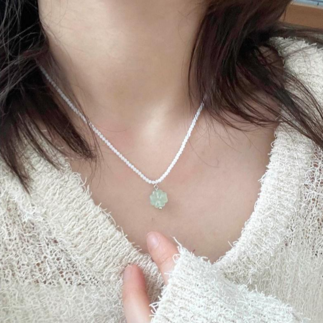 네잎 클로버 비즈 목걸이