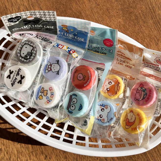 산리오 헬로키티 포차코 한교동 커비 햄토리 휴대용 렌즈케이스 렌즈통 (데이데이)