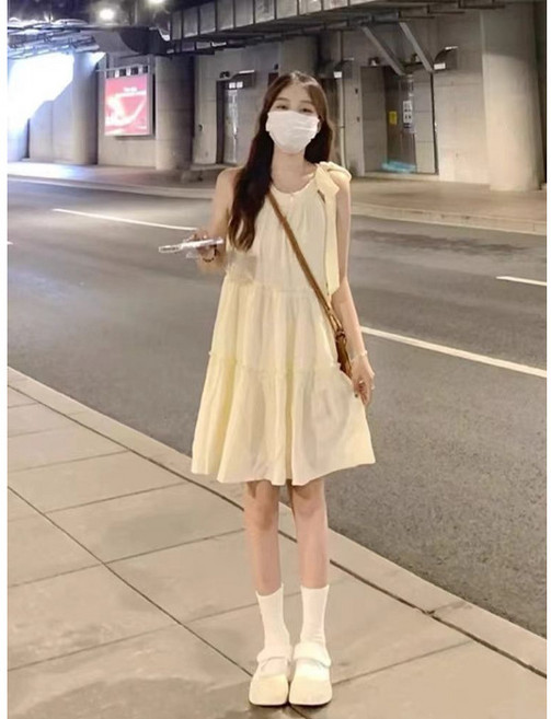 2026新款小個子吊帶無袖掛脖連衣裙子女裝夏季海邊度假仙女沙灘裙