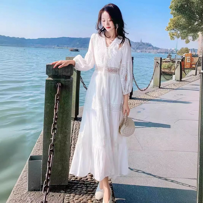 DIU 品質仙氣白色春夏新款時尚鏤空設計長款波西米亞素色顯瘦連衣裙, XL(105-115斤)