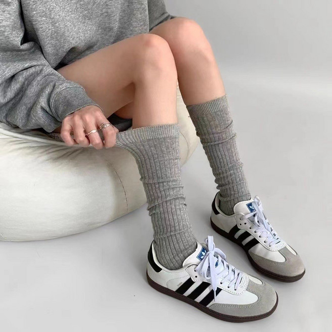 여성용 무압박 골지 양말 주름 중목 무지 면 소재 니삭스 패션 스타일 착용감 좋은 중목양말 스타킹양말 장목양말