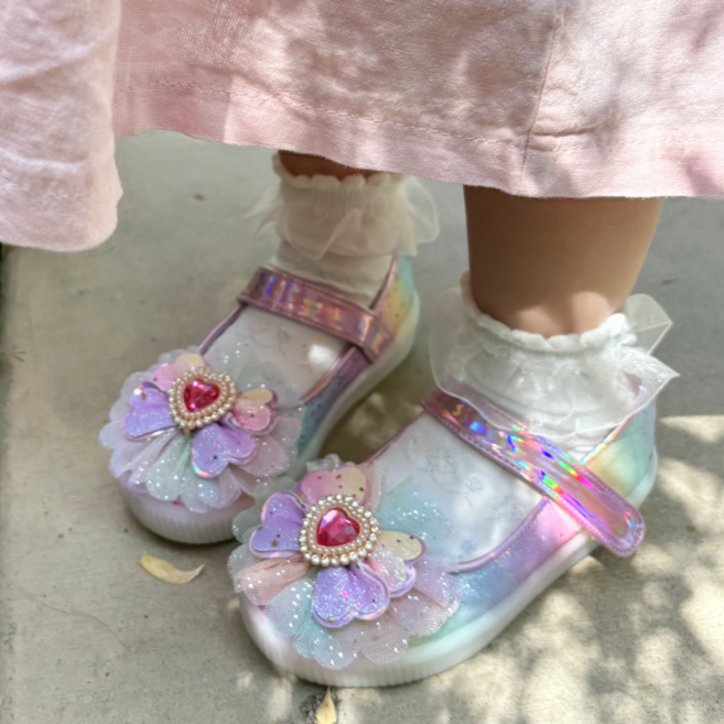 FROMBEBE 여아용 라엘 무지개 진주 하트 LED 공주 슬립온