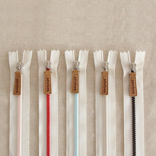 소잉홀릭 꾸뛰르 소잉 지퍼 5컬러 20cm 30cm 40cm 플라스틱 고급장식지퍼 자크 03460, 꾸뛰르지퍼 30cm 다크브라운 48-085, 1개