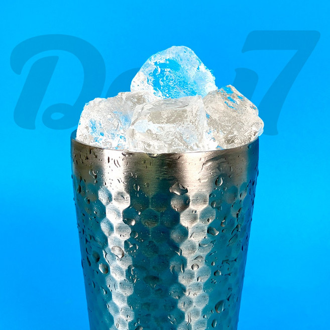 데이세븐 내부 연마제 제거가 필요없는 304 이중 진공 스텐컵 하이볼잔 550ml 캠핑 이중진공 스텐물컵, 긴 무늬