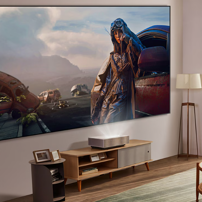 LG전자 시네빔 HU715QW 4K UHD 프로젝터 그레이색상 캠핑용 이동식 휴대용 홈시네마 ERW, LG전자 시네빔 HU715QW 4K UHD 프로젝터 그