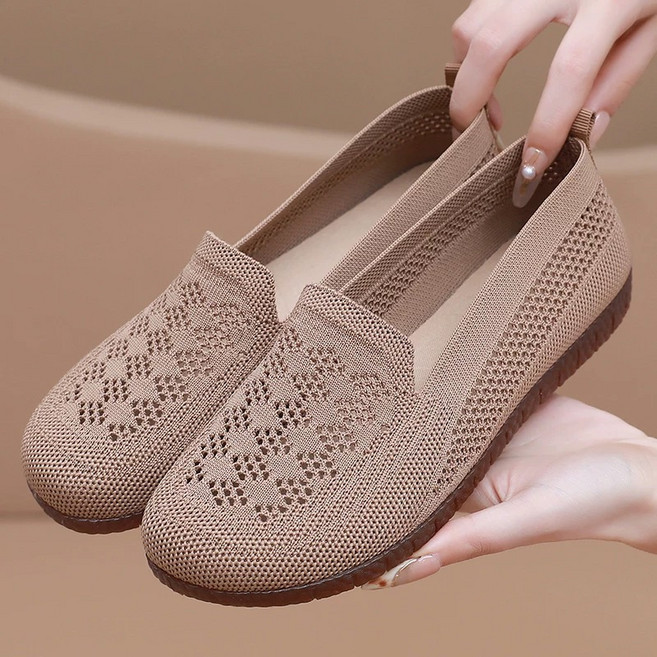 BLTER 여성 슬립온 여름 니트 스판 편한 단화 망사 샌들 가볍고 어머니 컴포트화 메쉬 슬립온 스니커즈 엄마 샌들 로퍼 여성 플랫슈즈 F08