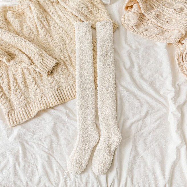 말랑마쥬 뭉게뭉게 겨울 방한 니삭스 롱 수면양말