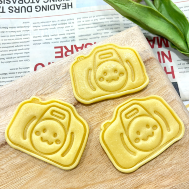 토이 카메라 쿠키커터 쿠키틀 맞춤제작 캐릭터 제작 홈베이킹 도구쿠키커터 쿠키틀 바람떡틀 떡절편 떡도장, 1. 놀란 토이 카메라, 1개