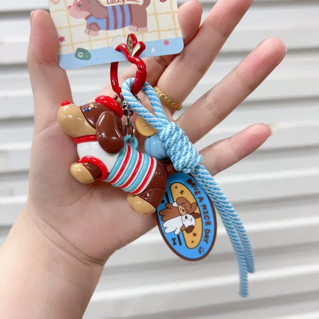 創意可愛卡通蘋果臘腸小狗公仔鑰匙扣 情侶閨蜜包包掛件 女生禮物, 1個, 蘋果臘腸小狗 藍色