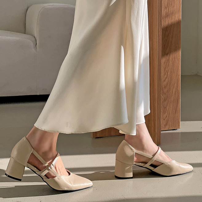 엠에스어패럴 여성용 데일리 메리제인 스트랩 펌프스 미들힐 3cm 5cm 발편한 뾰족코 정장 구두