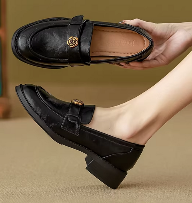 쌍천 봄가을 수제화 통굽 단화 빈티지 통백꽃장식 단화 로퍼 4cm A26030320