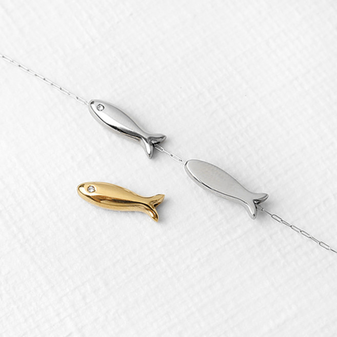 비즈아이 [8-036-26]써지컬스틸 펜던트 큐빅반쪽물고기 16x5mm 1개