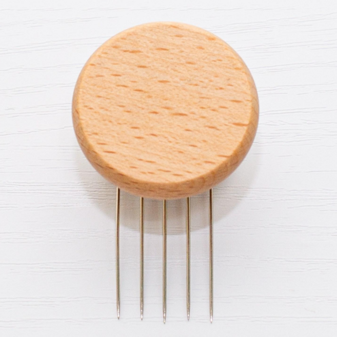 브로드쇼핑 원목 우드 꼭꼬핀 감성 인테리어 벽걸이 후크, 1세트, 원형-베이지 3P