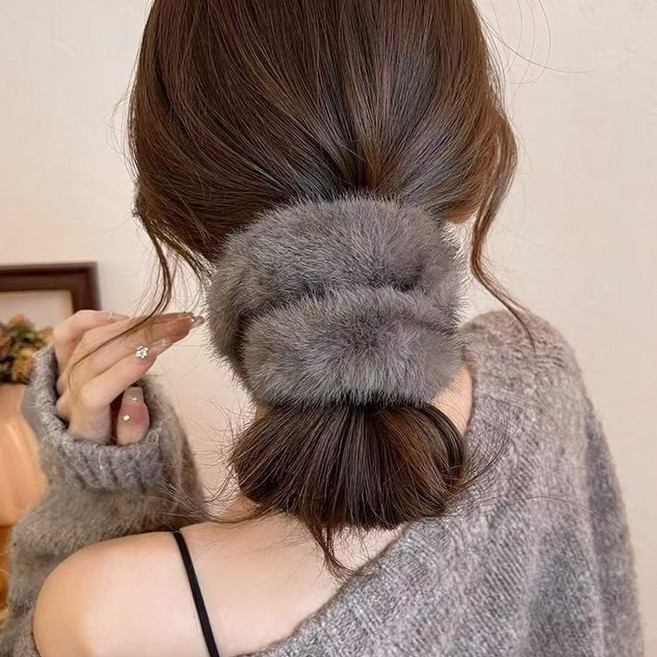 어반이즈 밍크 곱창밴드 헤어 스크런치