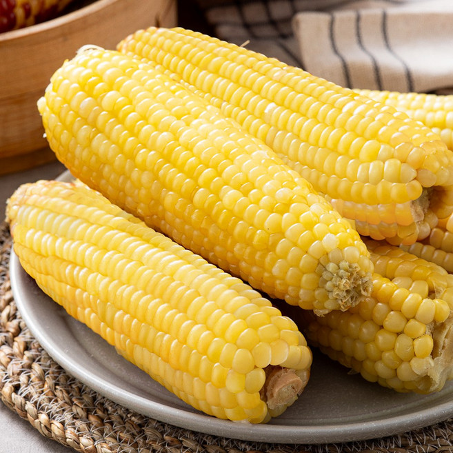 [무첨가] 쫀득한 찐 백찰옥수수(급냉), 1박스, 10개(15cm 내외)