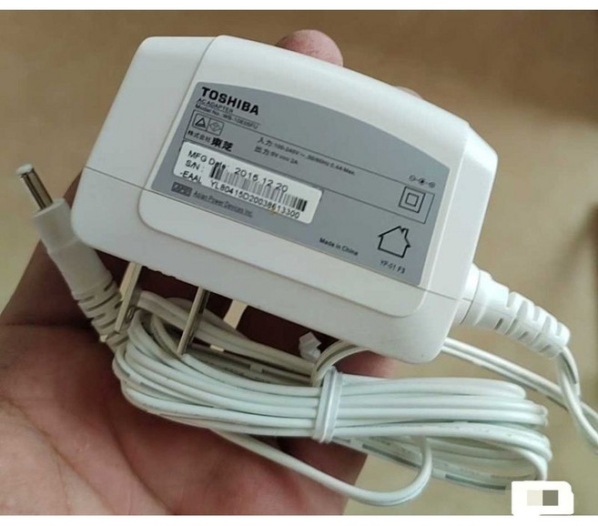 TOSHIBA東芝5V 2A 3.5mm 變壓器 電源適配器 路由器 機頂盒, 1個