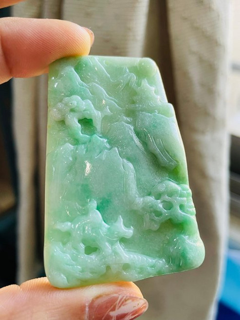 翡翠山水人物墜飾吊墜