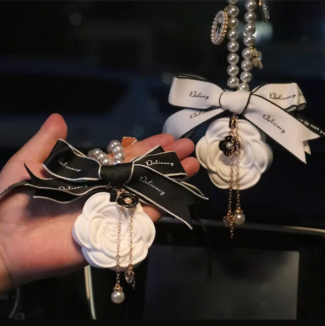 차량용 러블리 플라워 진주 리본 장식 팬던트, 1개, 블랙