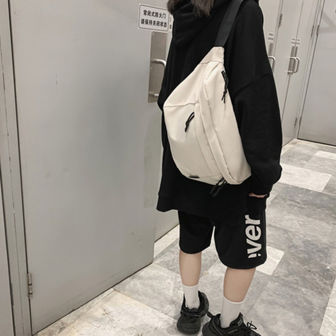 남녀공용 슬링백 남자슬링백 여자슬링백 큰 대형 슬링백 대용량 빅사이즈 슬링백 UR6978