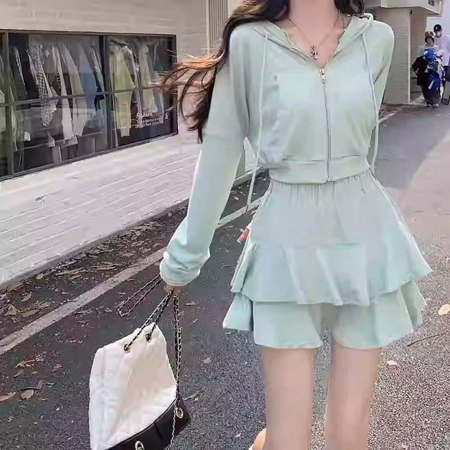 오드아이 크롭 트레이닝복 세트 투피스 캉캉 치마 스커트 크롭후드집업 긴팔 꾸안꾸 A라인