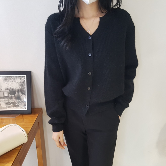 상상그이상 여성용 국내제작 리얼 지니니쥬 헨리넥 가디건 따뜻한 고급 울소재 6가지 파스텔컬러 구김없는 단정한 가디건 기본아이템 사무실 가디건