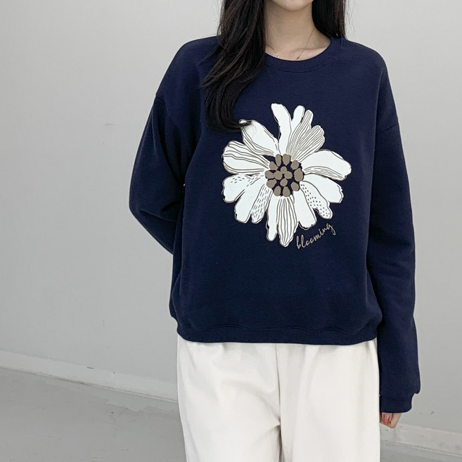 [행복여] 블루밍 플라워 나염 루즈핏 캐쥬얼 기모 맨투맨