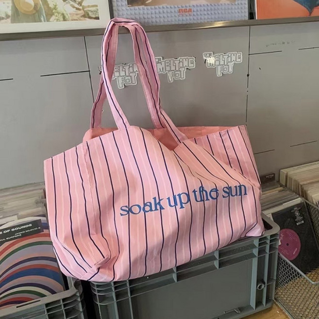 멀론 레터링 스트라이프 캐주얼 보부상 숄더백