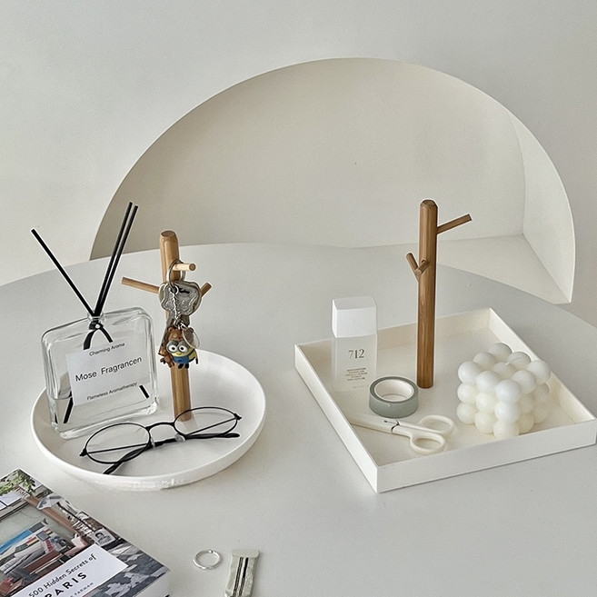 닷닷 차키 열쇠 악세사리 현관 정리 행거 심플 다용도 트레이, 화이트