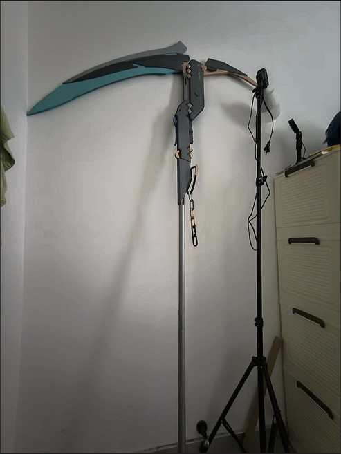 絕區零 雨果 cos道具 服 武器 鐮刀 PVC材質 全長175cm 可分解, 如圖所示, 1個