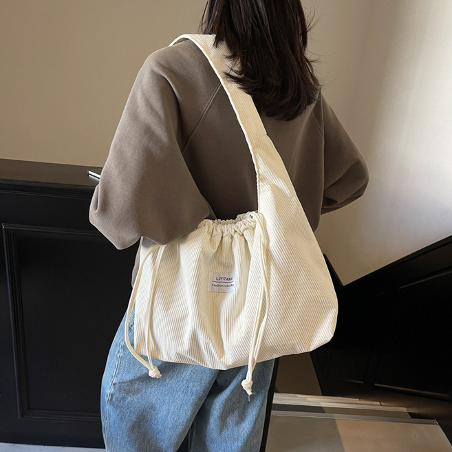 코코린느 캐주얼한 골덴 코지 숄더백 (3colors)