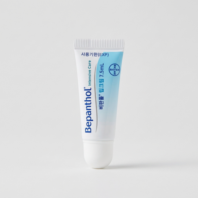 비판톨 나이트케어 립크림