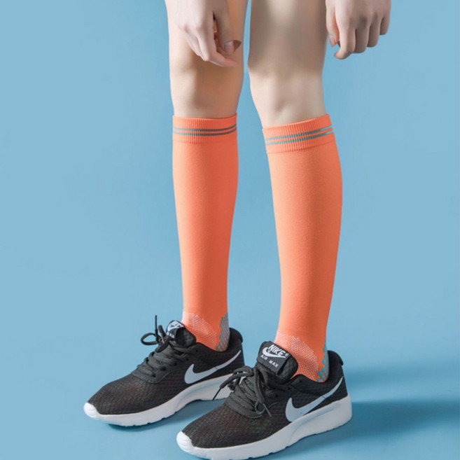 1+1 어반컴포트 여성 러닝 니삭스 양말