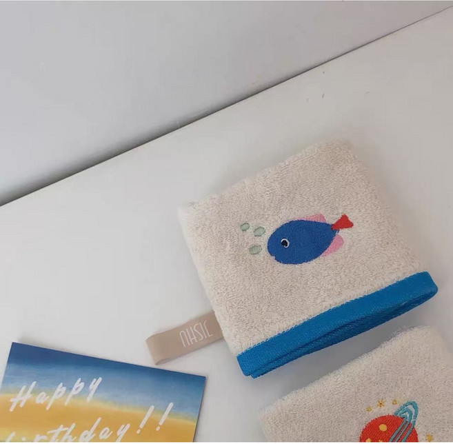 블랙체리 캐릭터 순면 자수 고리수건 2종 세트, 물고기, 2개