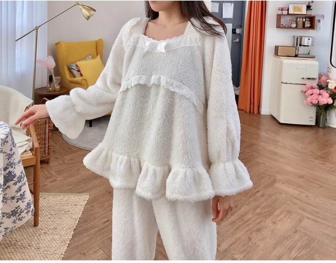 [구구번지] 보송프릴 상하세트 원피스 겨울여성 잠옷 극세사