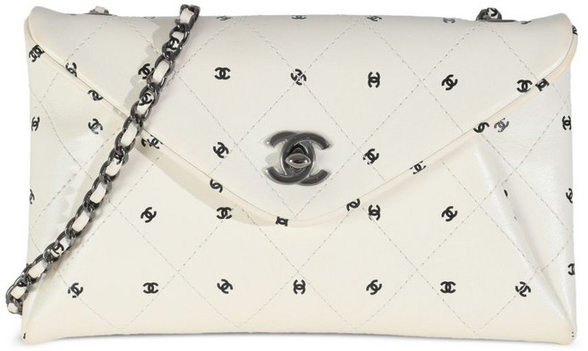 샤넬 중고 CC 엔벨롭 클러치