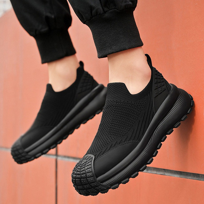 남자 여름 통기성 중공 메쉬 운동화 남성 에어 운동화 남자 운동화 에어쿠션 런닝화 경량 스포츠화 끈 없는 남자 신발 키높이 배기 남자 신발 편안한 런닝화 발볼넓은 남성 트레킹화