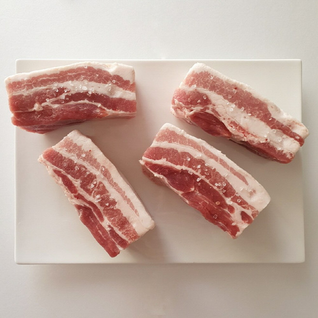 힐링미트 삼겹살 구이용 1cm 보쌈용 4등분 절단가능 2000g, 삼겹살 2kg 보쌈용 4등분, 1개