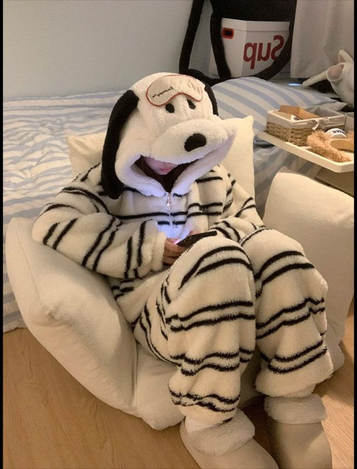 스누피 캐릭터 극세사 후드 수면 잠옷 세트 겨울 홈웨어 빅사이즈 커플 동물 파자마