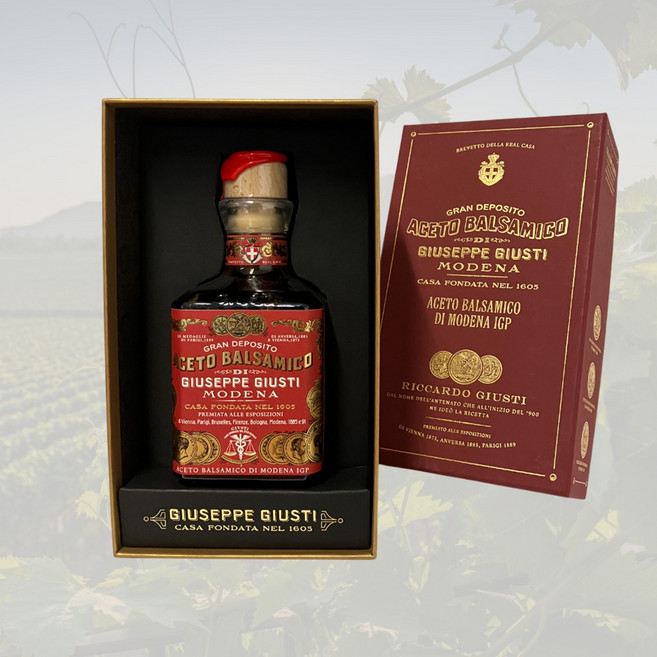 주세페주스티 큐빅 3메달 발사믹 식초 250ml 리카르도 박스 포함, 1개