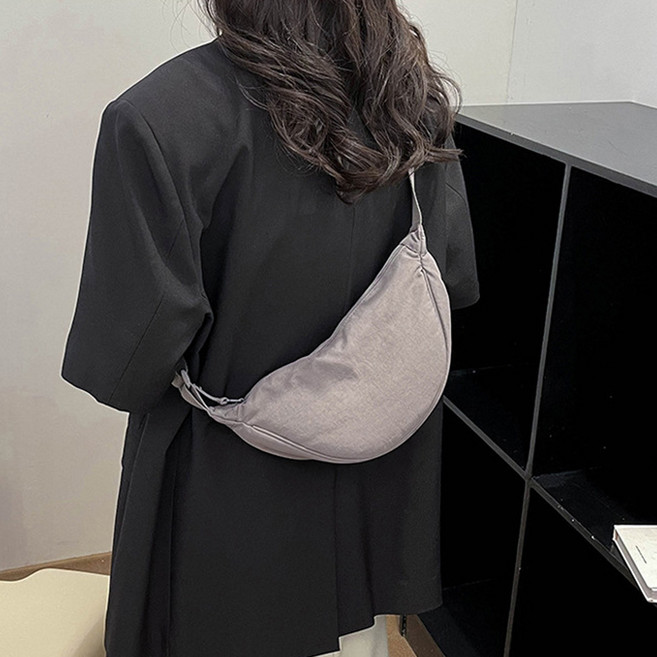 글램디브 셀린지 포인트 미니 슬링백 크로스백 A2124