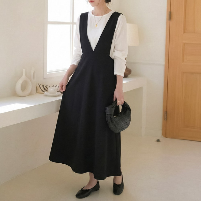 데일리앤 레딘 딥 브이넥 멜빵 플레어 뷔스티에 롱 원피스 봄 하객룩