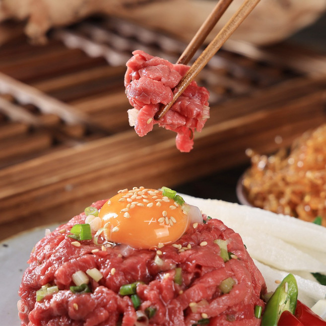 1++ 한우 냉장 육회 육사시미 소스포함 당일손질 당일발송, 180g, 4개