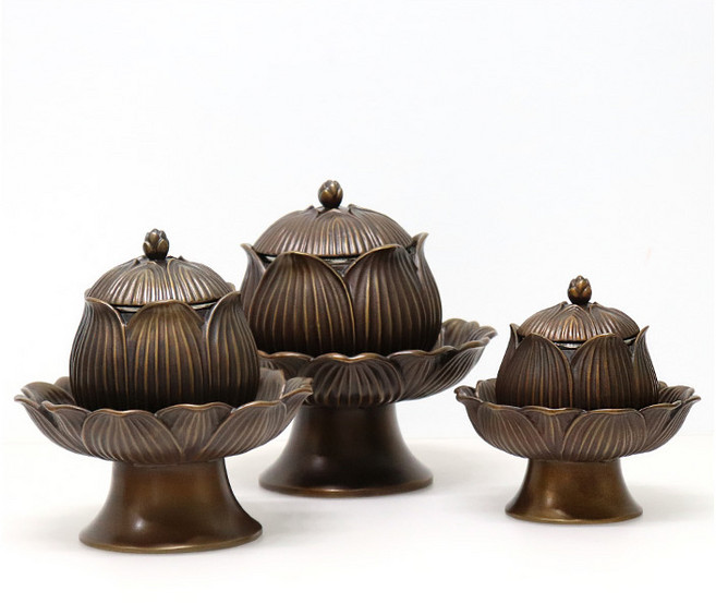 청동 연꽃 다기 - 청동불사용품 향로 향통 촛대, 소
