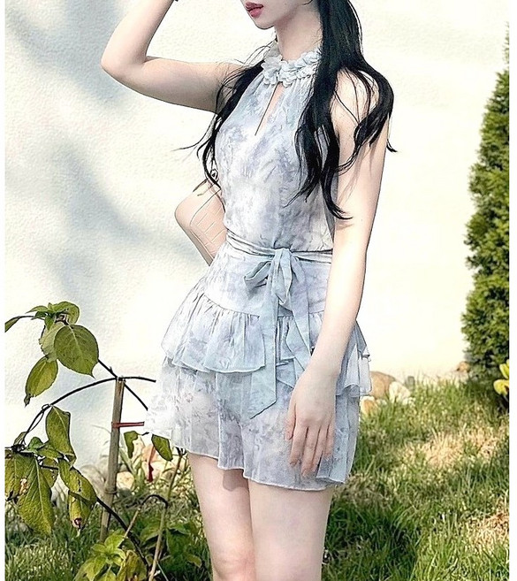 페어리 세트 뒷트임 홀터넥 스커트 투피스